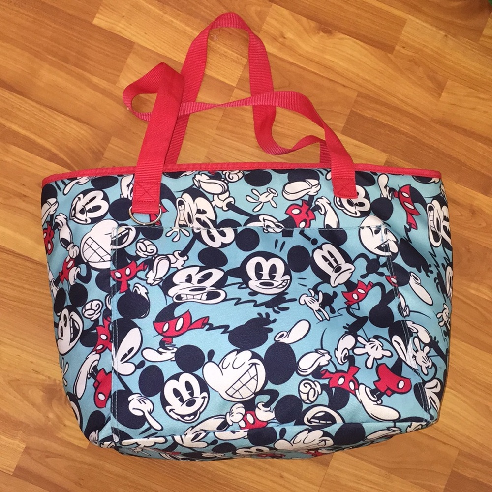 Newly Listed | Disney Mickey Mouse Insulated Tote